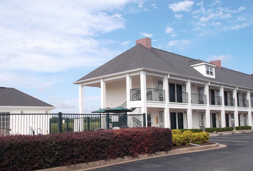 Quality Inn Sylacauga Екстериор снимка