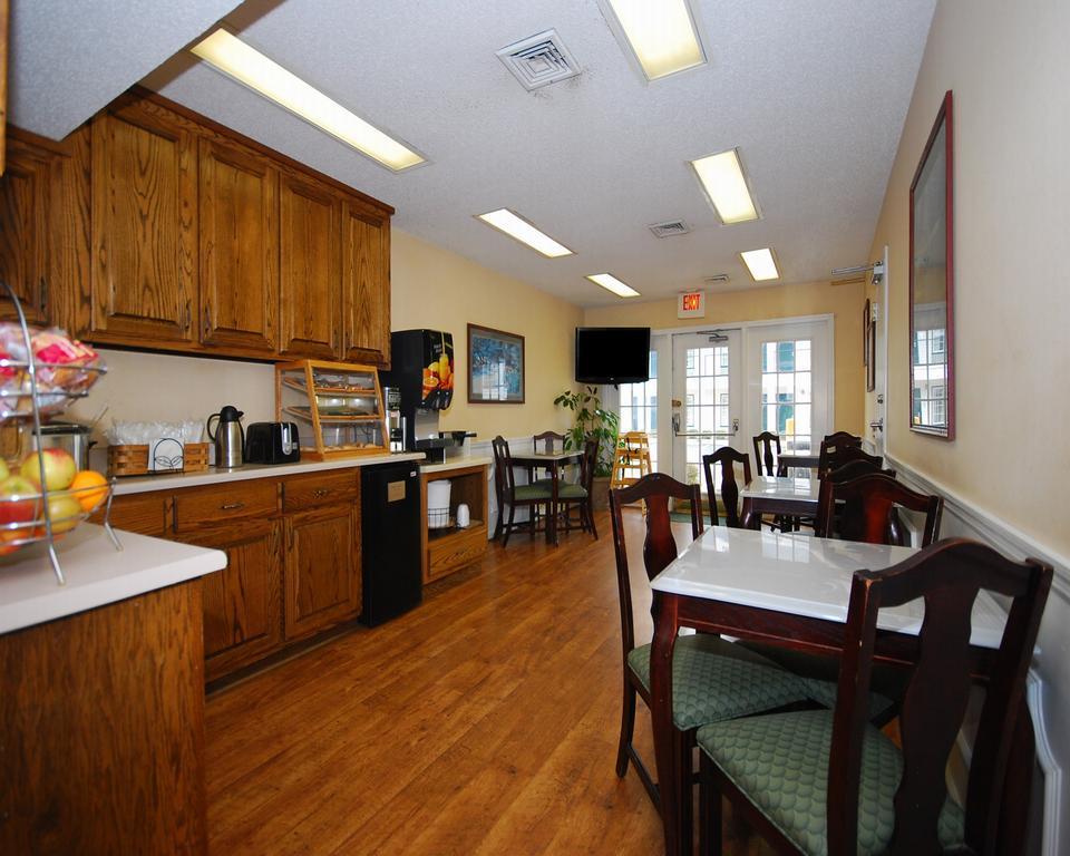 Quality Inn Sylacauga Ресторант снимка